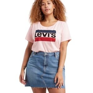 Levi’s pink Graphic Logo T-Shirt Women’s Sz 1X